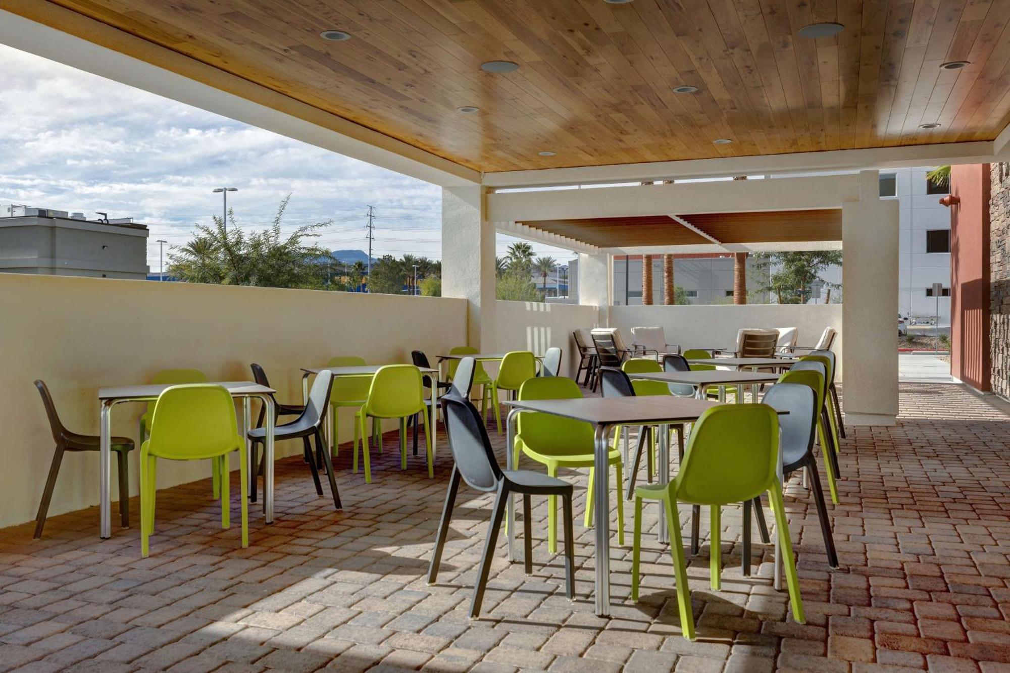 Home2 Suites By Hilton Las Vegas Southwest I-215 Curve Eksteriør bilde